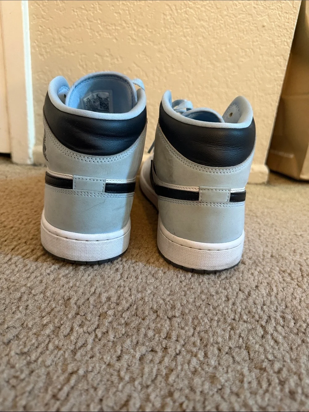 Jordan 1 Mid SE size 10.5